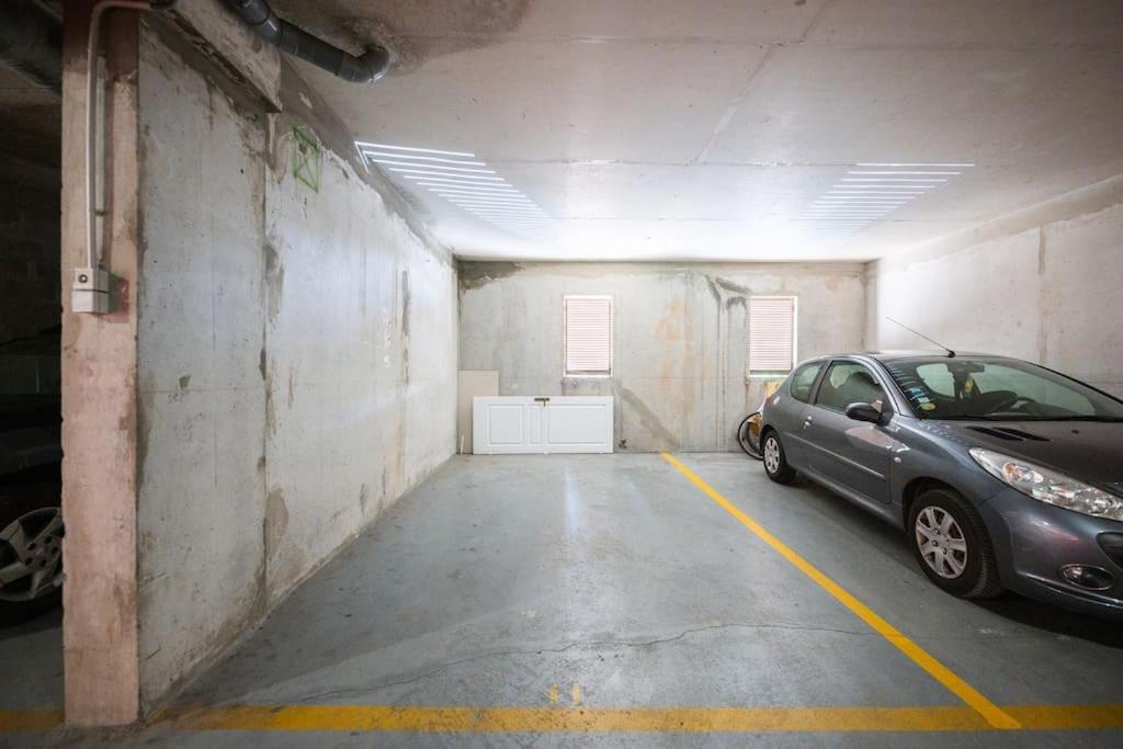 La Villa Julia - Calme - Spacieux - Parking Prive - Climatisation 芒通 外观 照片