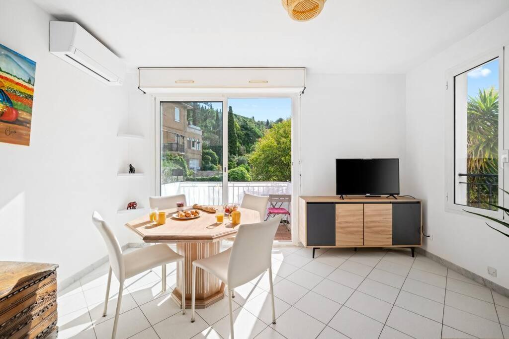 La Villa Julia - Calme - Spacieux - Parking Prive - Climatisation 芒通 外观 照片